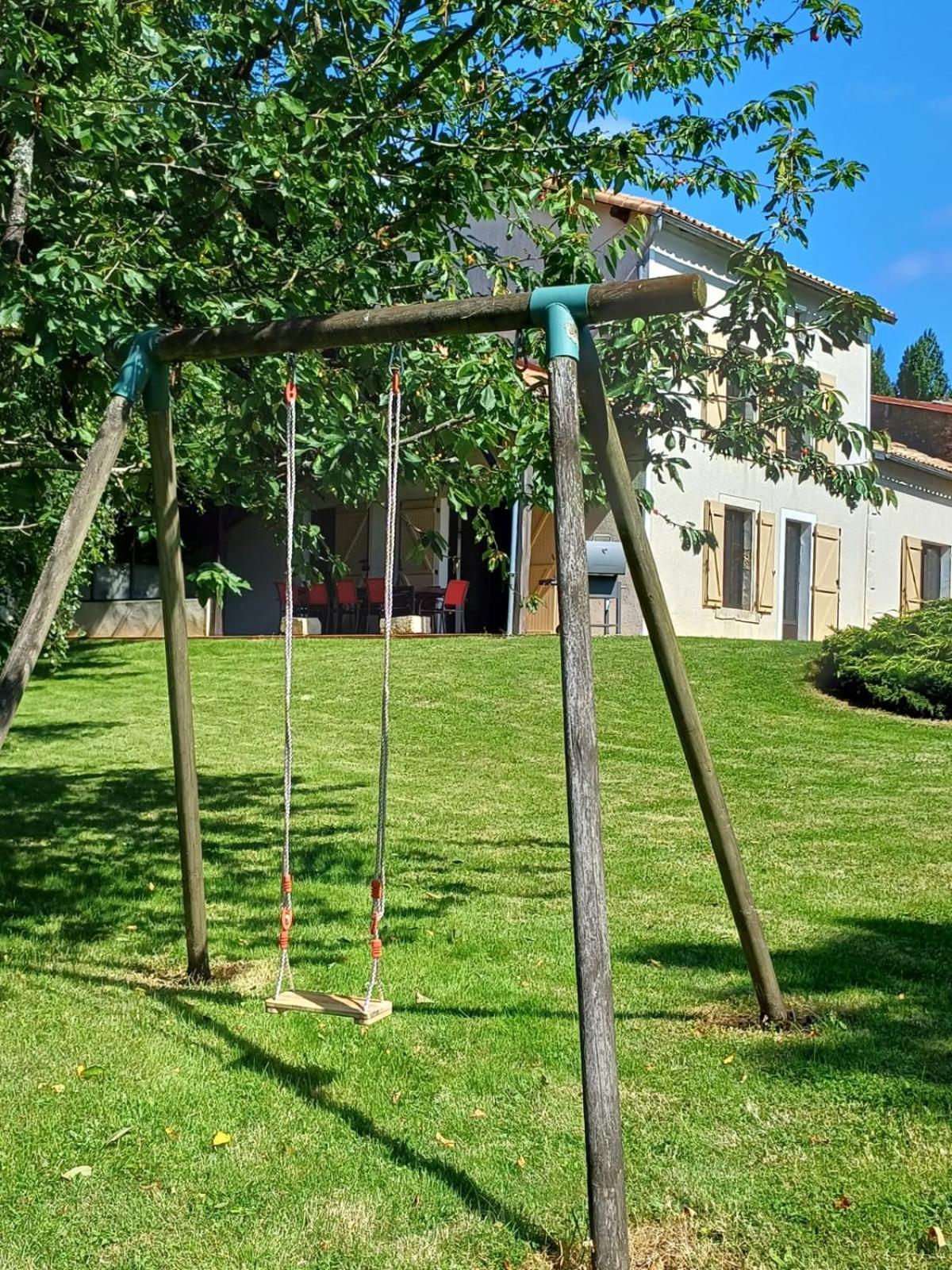 Gite De La Seguiniere La Chapelle-Baton Exteriér fotografie